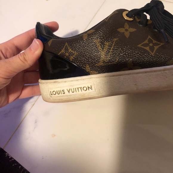 Authentic Louis Vuitton sneakers - Picture 3 of 6